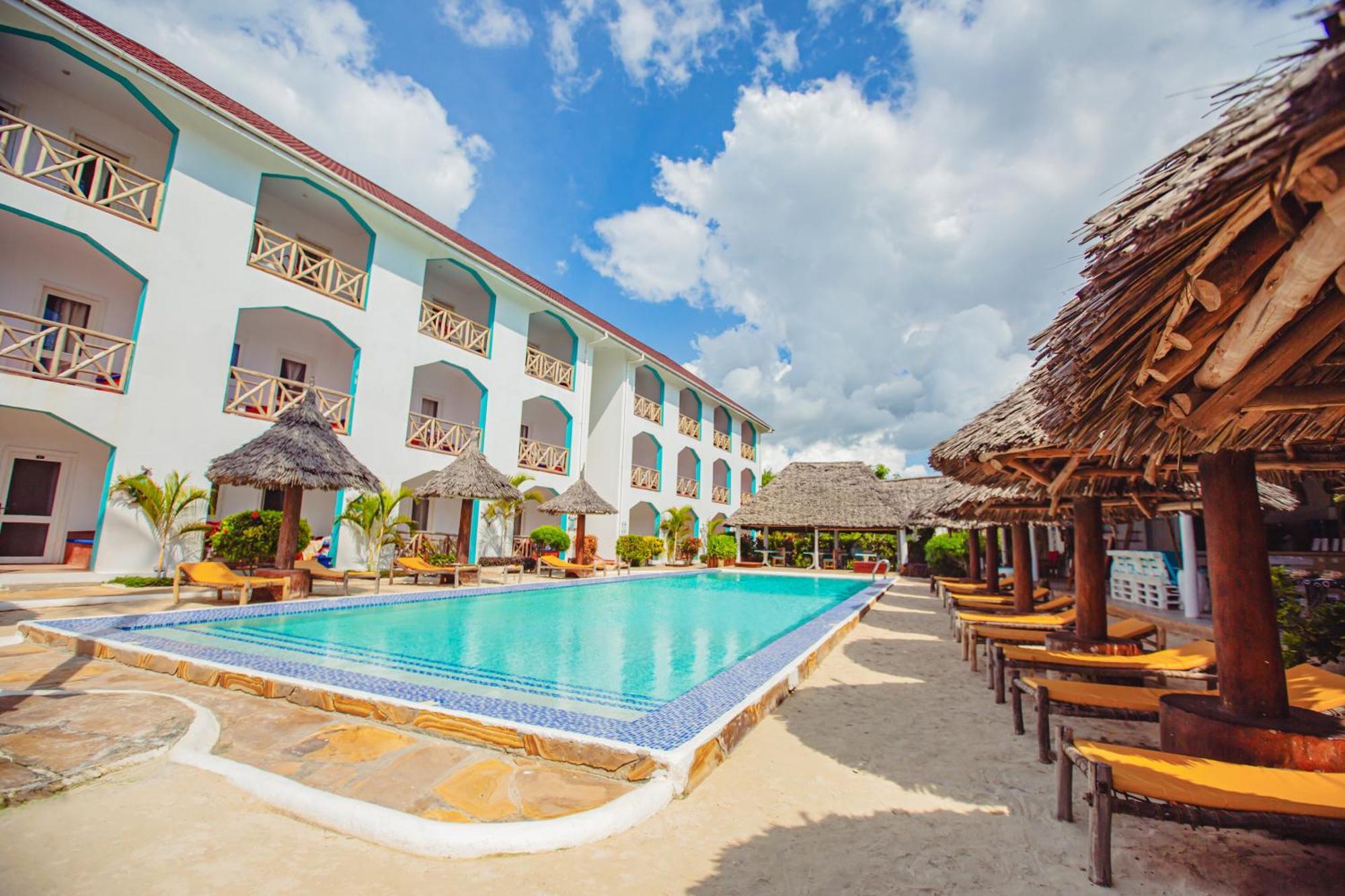 Ahg Sun Bay Mlilile Beach Hotel Matemwe  Eksteriør billede