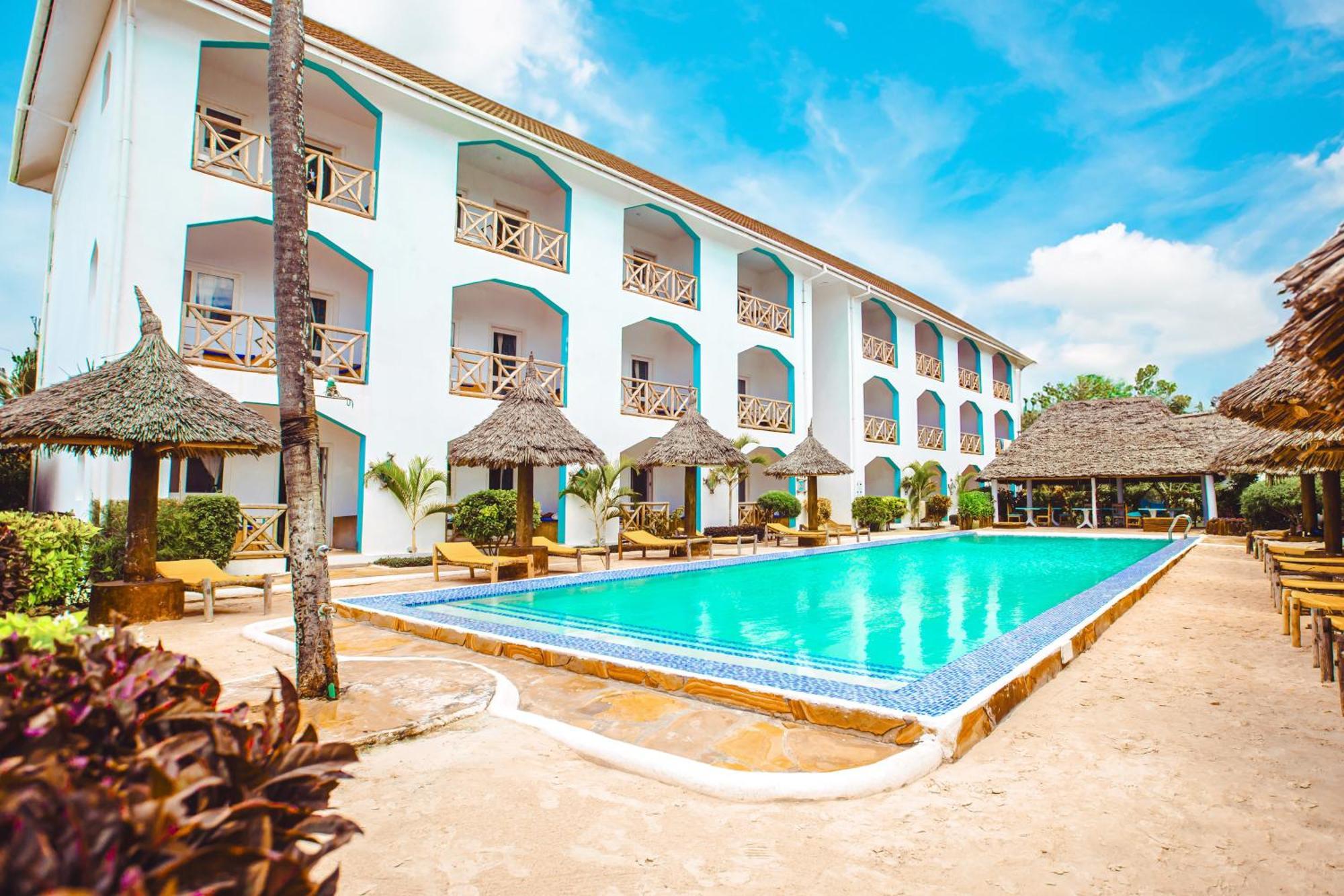 Ahg Sun Bay Mlilile Beach Hotel Matemwe  Eksteriør billede