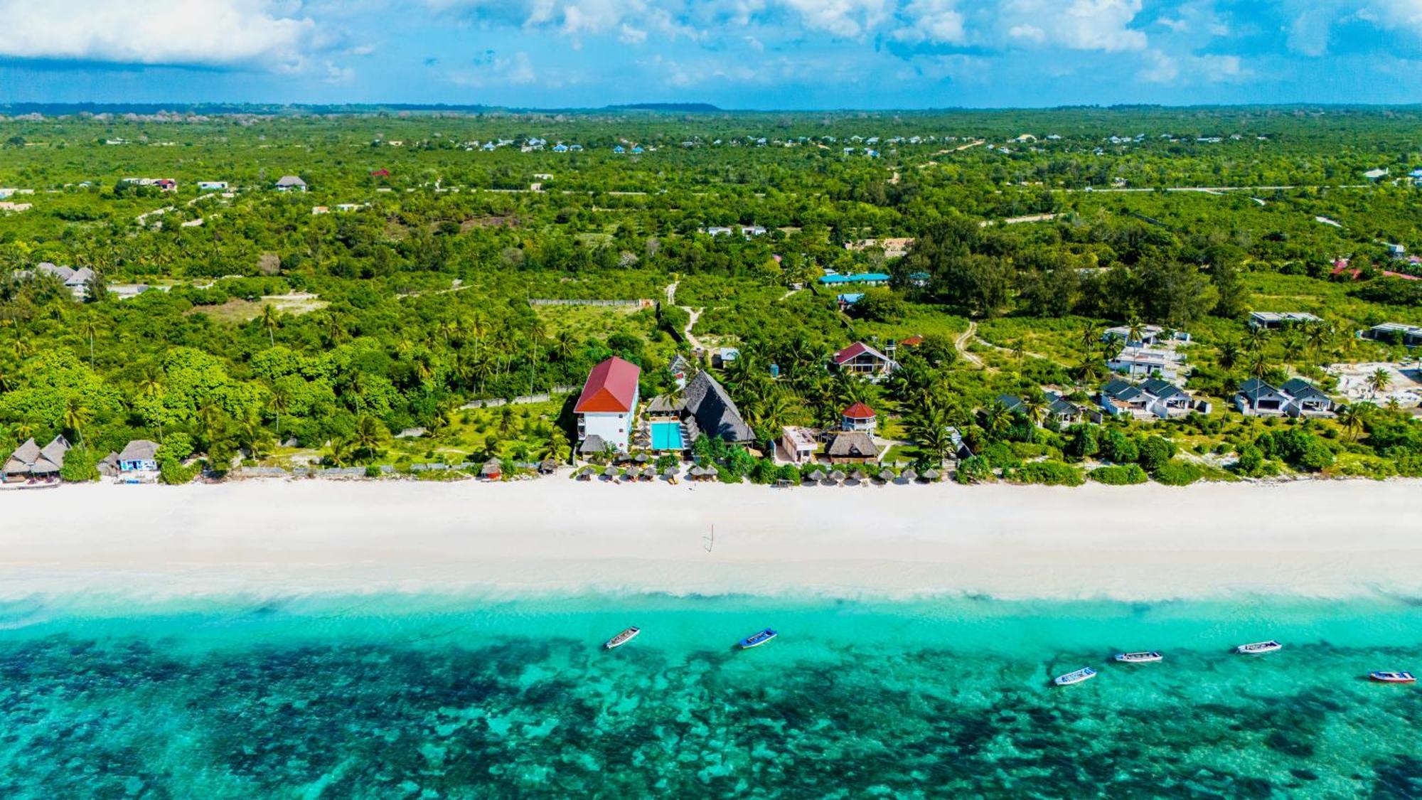 Ahg Sun Bay Mlilile Beach Hotel Matemwe  Eksteriør billede